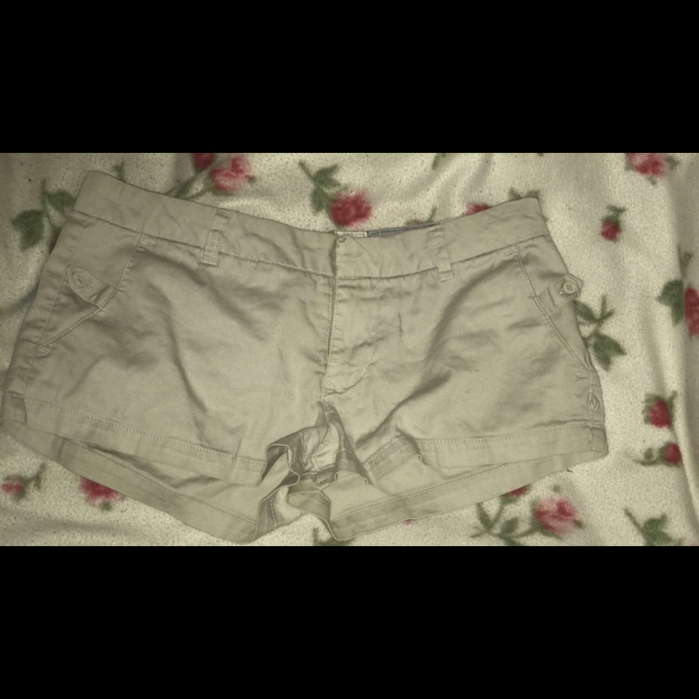 Volcom kaki short shorts